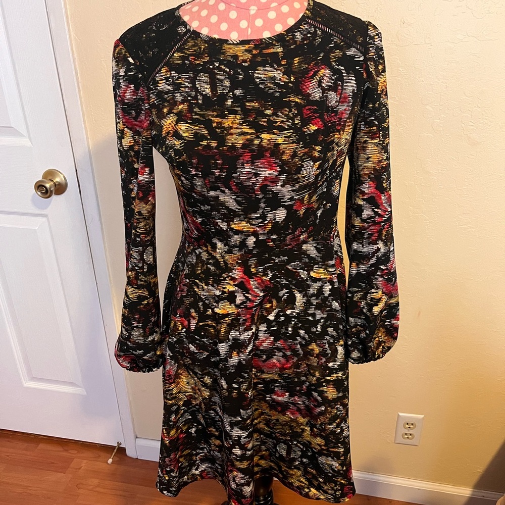 London Times Size 2 Floral dress